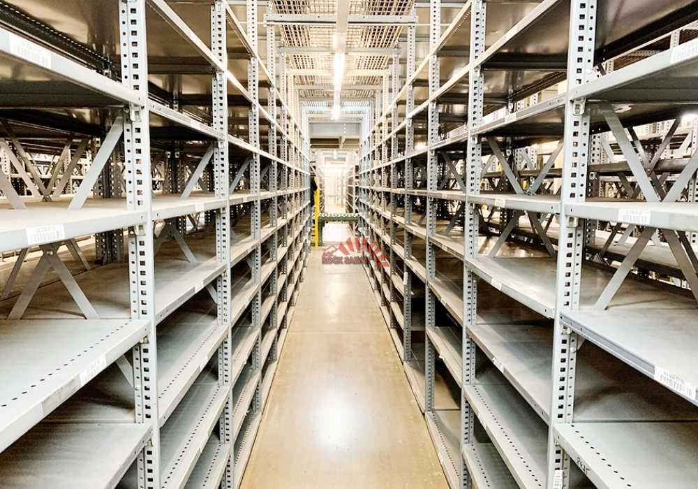 نصاب قفسه فلزی؛ اجرای تخصصی، سریع و ایمن با تیم مجرب راکسازان نصاب قفسه فلزی؛ اجرای تخصصی، سریع و ایمن با تیم مجرب راکسازان