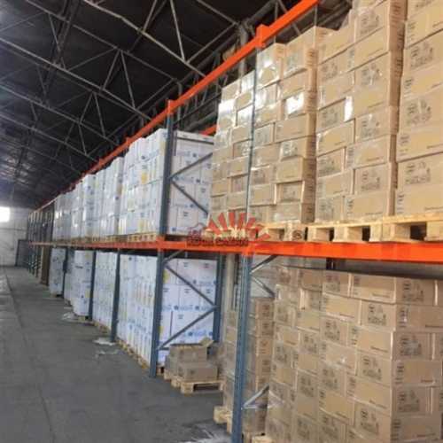 نصاب قفسه فلزی