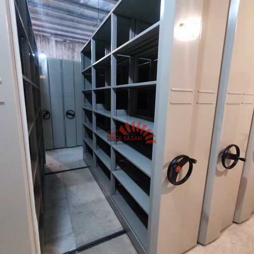 قفسه بندی ریلی